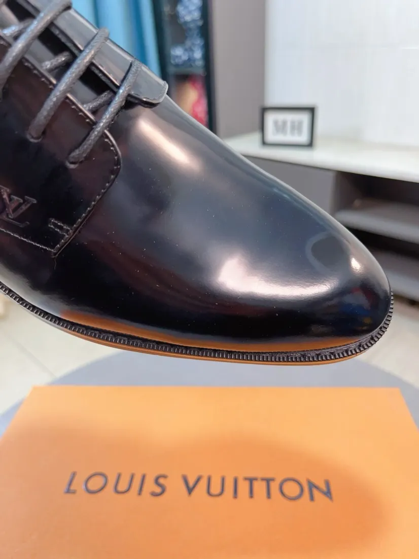 Men's men's shoes 💰520🌸🌸【LV Louis Vuitton】~ New product 🆕High-end original men's 🚹Business casual leather shoes, made of original cowhide open-edge bead fabric➕comfortable and soft cowhide lining➕cowhide insole, original LOGO rubber non-slip outsole. Code number: 38-44